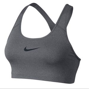 NWOT Nike Women's Pro Classic Swoosh Bra -sports